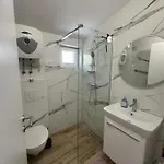 D&m Apartment *