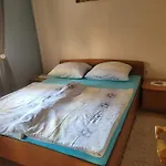 D&m Apartment Neum