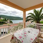D&m * Neum