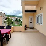D&m Neum