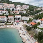 D&m Apartament *