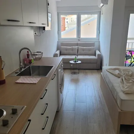 D&m Apartamento Neum