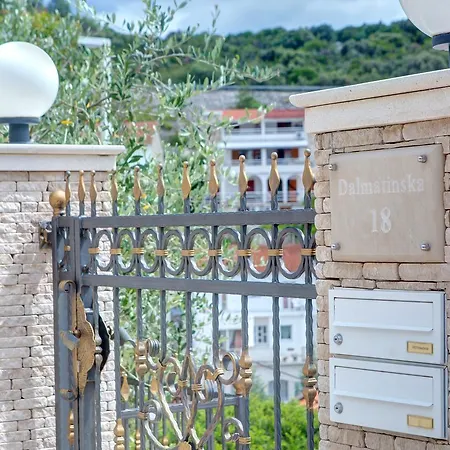 D&m Appartement Neum