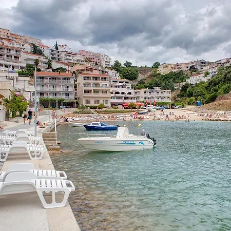 D&m * Neum